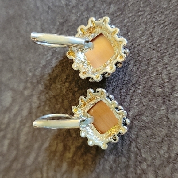 VTG Burnt Orange Square Fiber Optic Silvertone Leverback Earrings - Picture 3 of 5